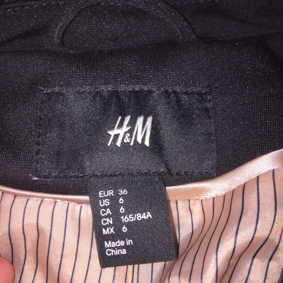 Black Blazer - Picture 3 of 3