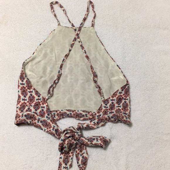 LF / Mika & Gala Coachella Halter Crop Top - Picture 2 of 8