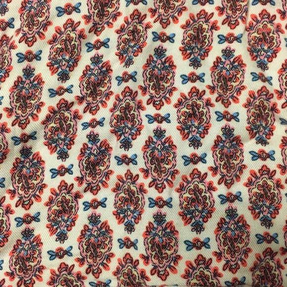 LF / Mika & Gala Coachella Halter Crop Top - Picture 5 of 8