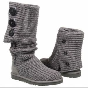 Ugg Classic Cardy Boot in Grey
