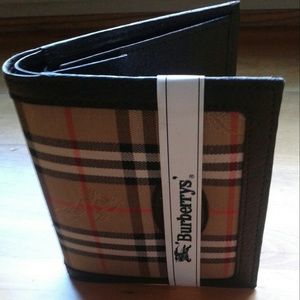 Rarn Authentic Vintage Burberry Wallet New