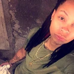 Meet your Posher, Celeste