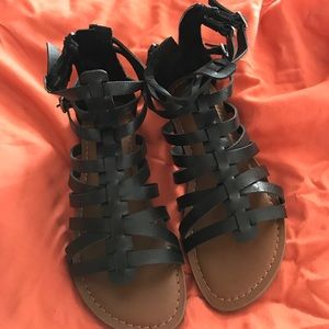 Size 3 Cherokee sandals