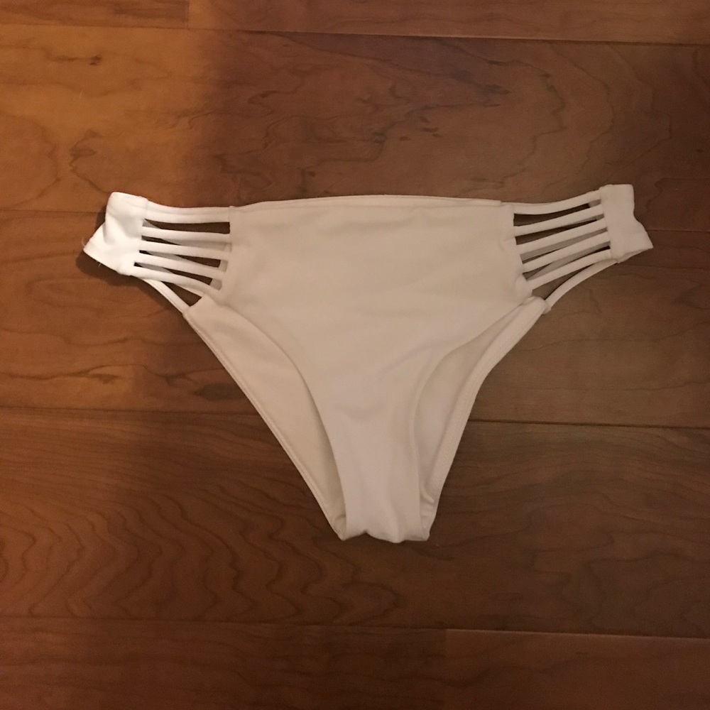 NWOT PINK Cheekster Swim Bottoms