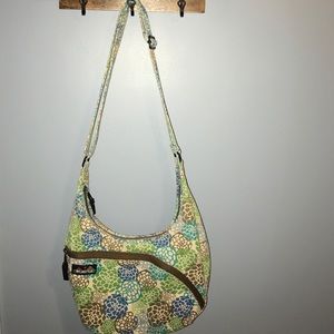 Kavu cross body bag