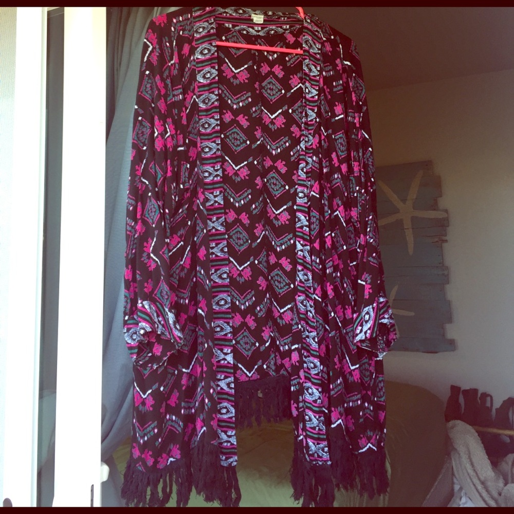 roxy long sleeve vest or beach cover up!