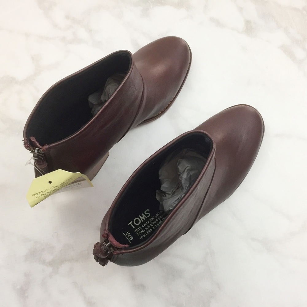 LAST 1! TOMS Oxblood Leather Ankle Boots - Picture 4 of 6