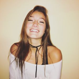 Meet your Posher, Olivia