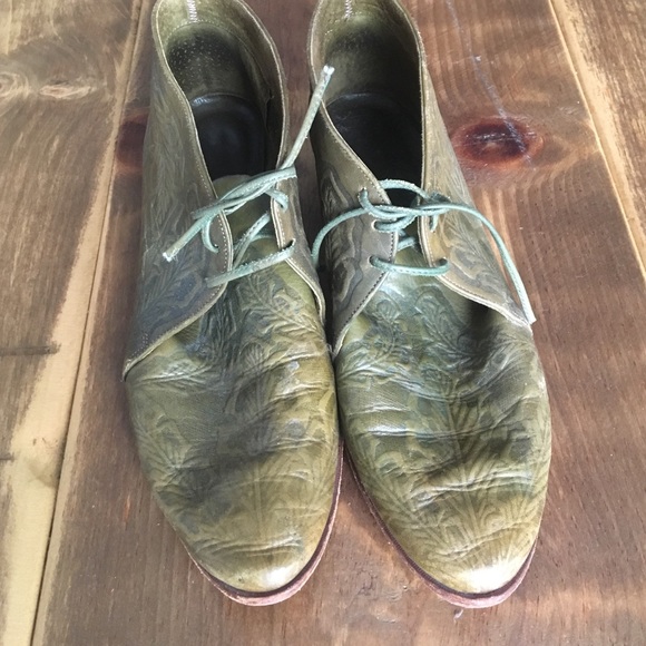 Leather shoes - Picture 2 of 3