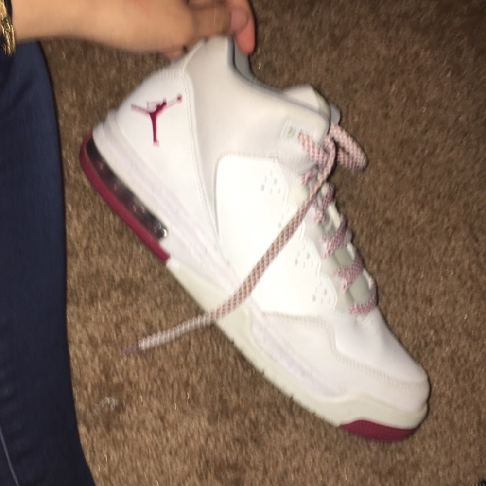 Jordan shoes - Picture 2 of 4