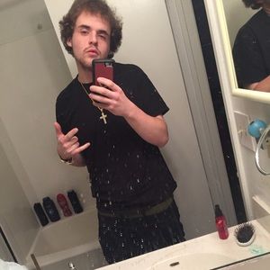 Meet your Posher, Kenneth