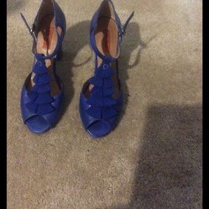 Miz Mooz wide heel shoe