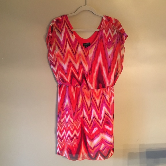 🔴Sold In bundle🔴💃Vibrant sexy dress 💃 - Picture 4 of 4