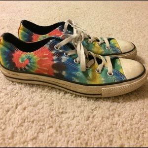 Tie dye converses!