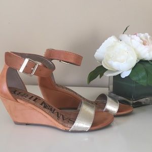 Summer Sandals. LIKE NEW!