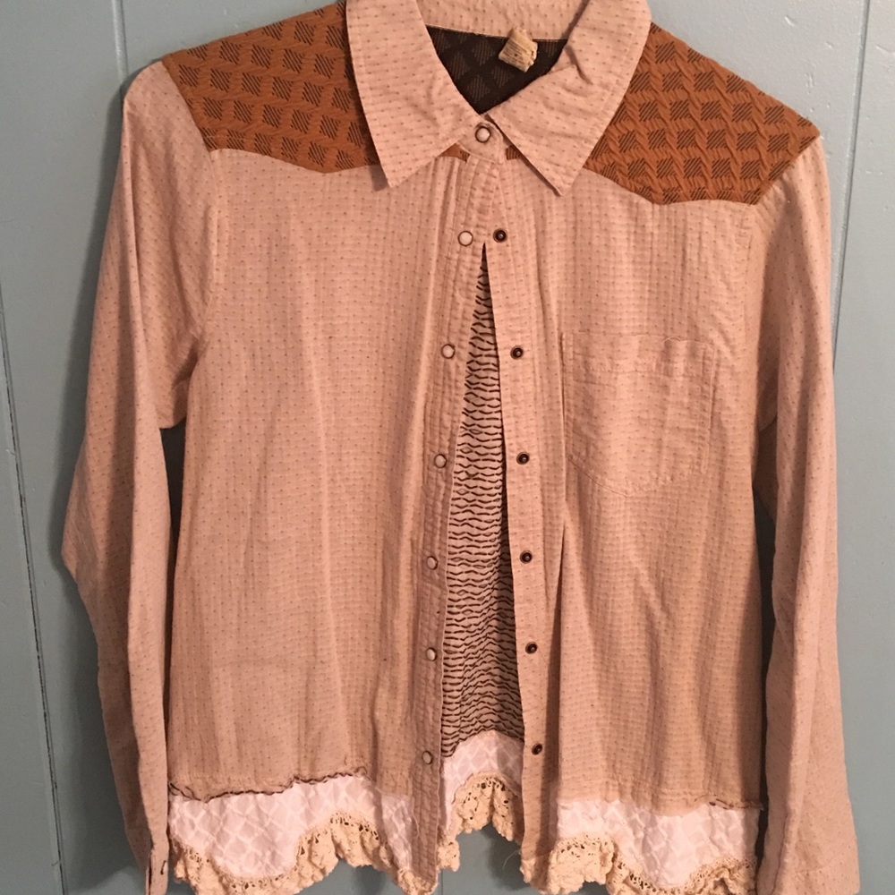 Gimmicks top