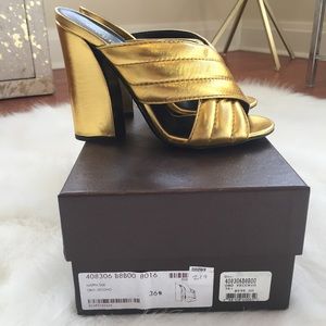 Gucci Gold heels