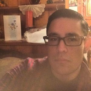 Meet your Posher, Javier