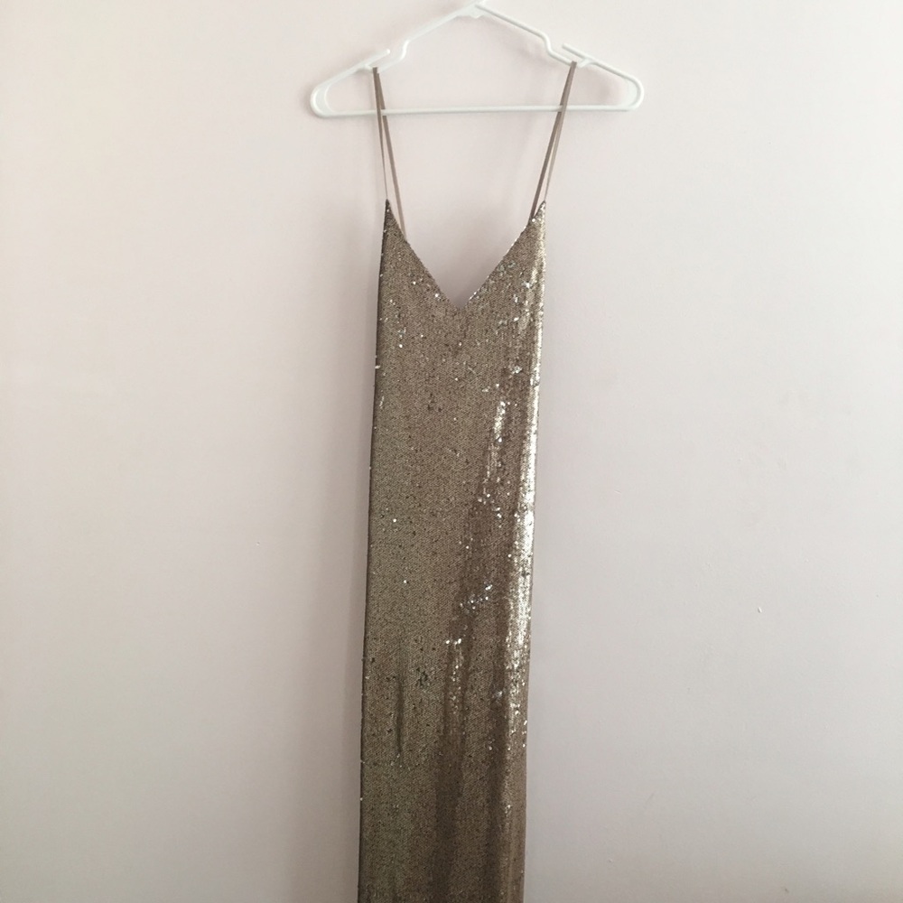 Glam champagne Sequin Maxi Dress ✨🌹