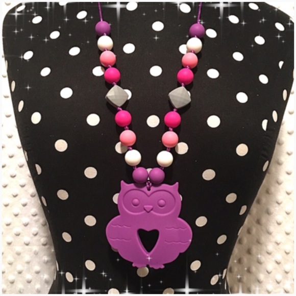 Baby Teething Necklace - Picture 2 of 3