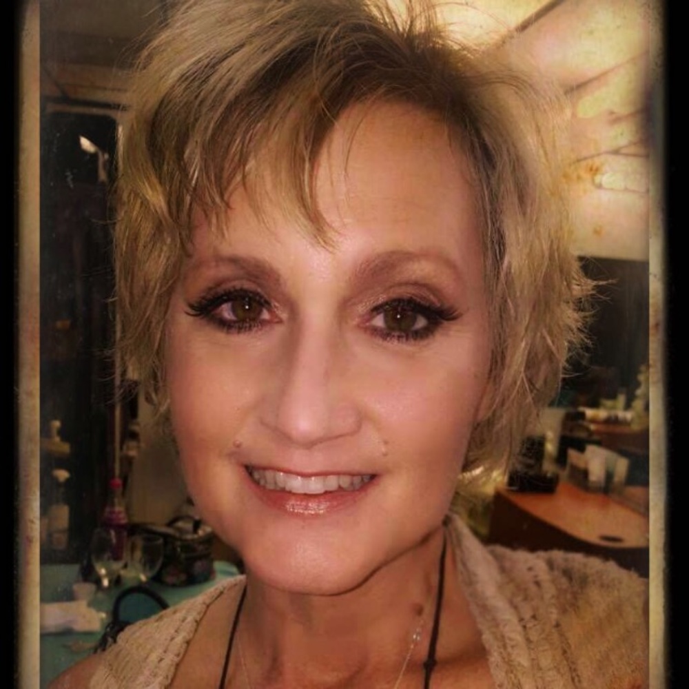 Meet your Posher, Sharon
