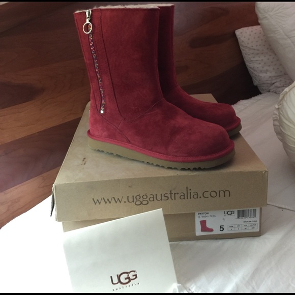 Uggs Red - Picture 2 of 4