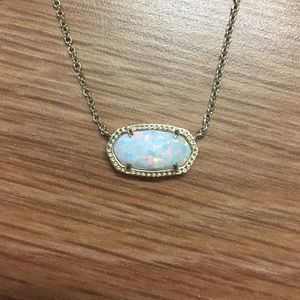 NWT Kendra Scott necklace