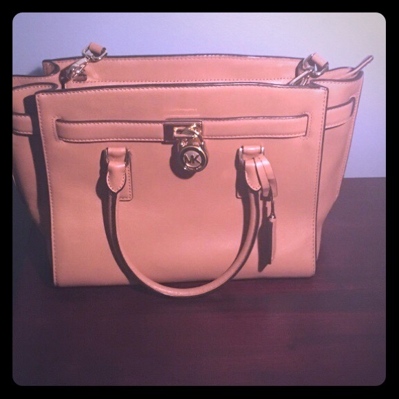 Michael Kors Beige Tote - Picture 1 of 4