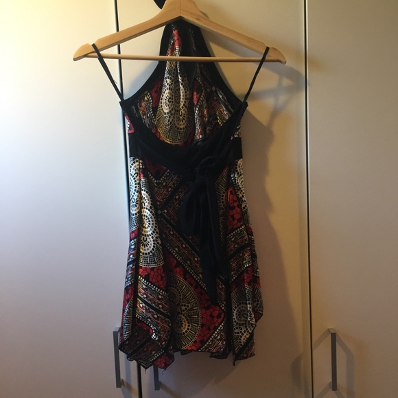 Flowy Halter Top. Perfect for Summer! - Picture 2 of 2