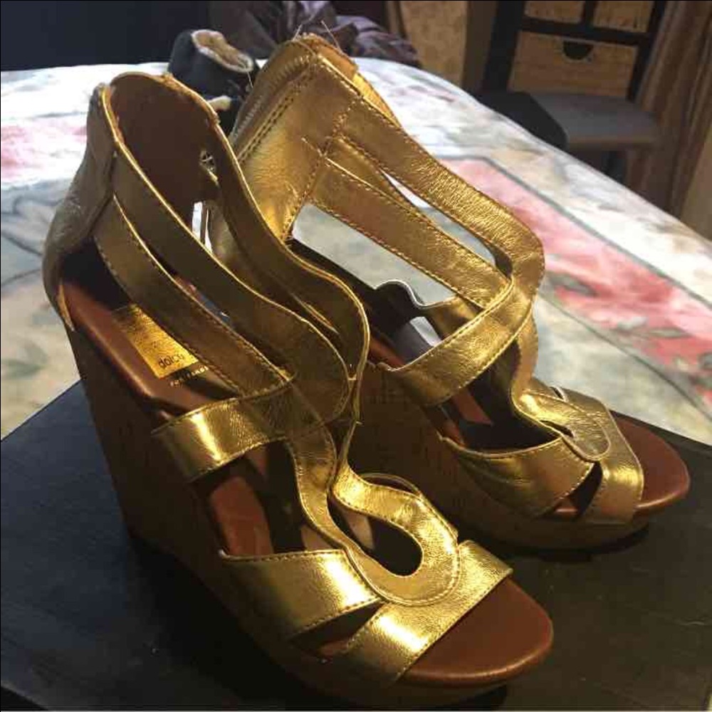 Dolce Vita wedges