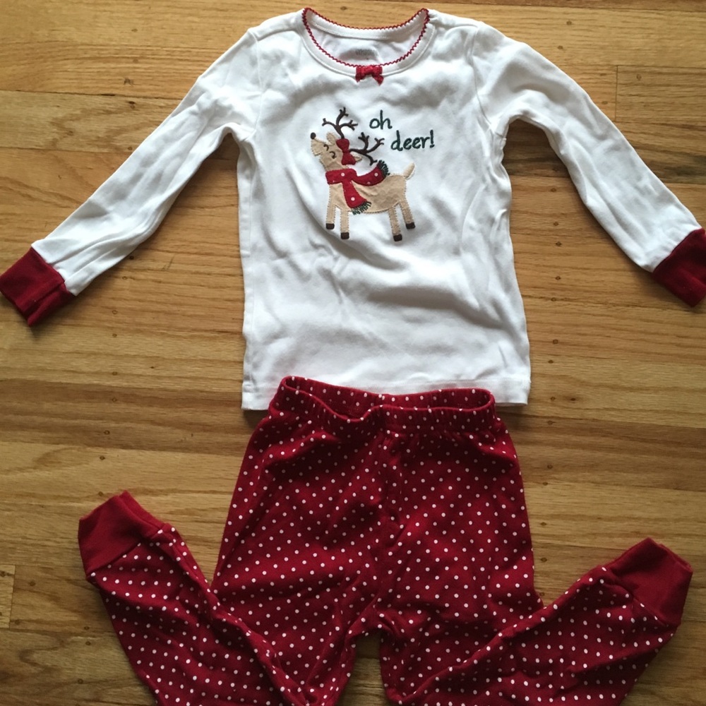 Long sleeve pajamas in girls size 3