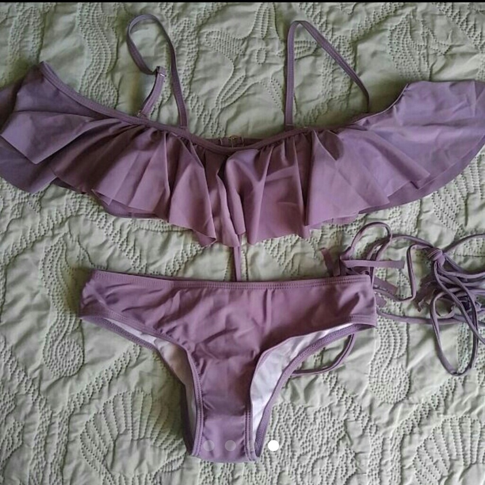 Off shoulder purple swimsuit bikini ruffle set - Picture 3 of 4