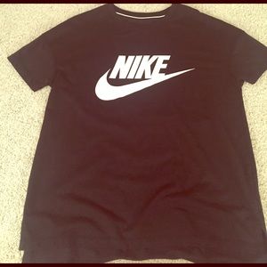 Nike t-shirt