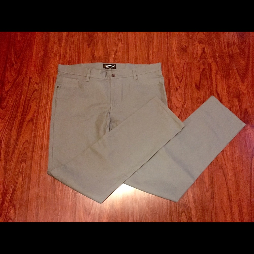Farrah by Perry Ellis jeans 👖