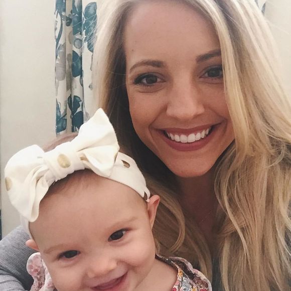 Meet your Posher, Savanna - Picture 2 of 2