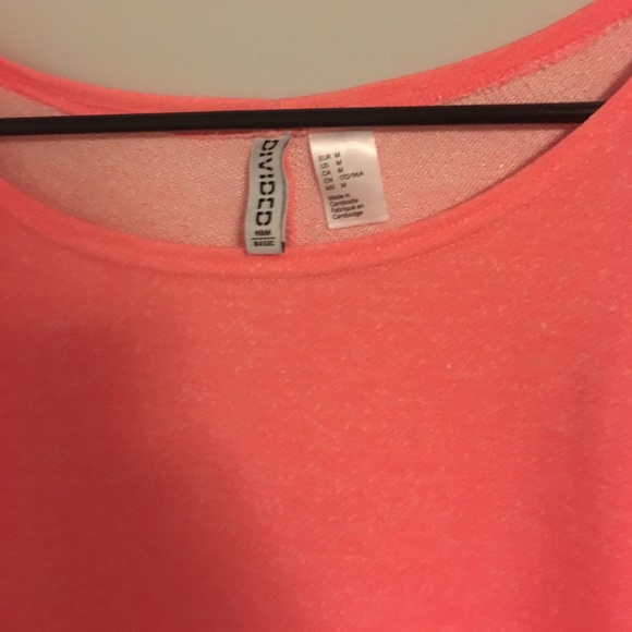 Coral shirt - Picture 2 of 3