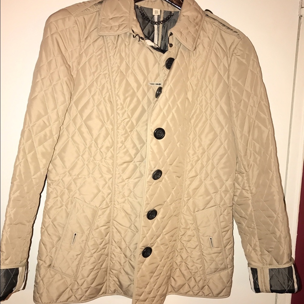 SALE❤️Burberry Limited Edition Quilted Coat