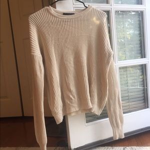 BRANDY MELVILLE PAC SUN CUTE SWEATER
