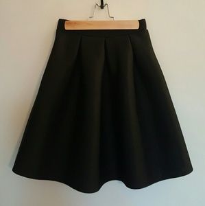 RUE 21 FANCY, PLEATED BLACK SKIRT