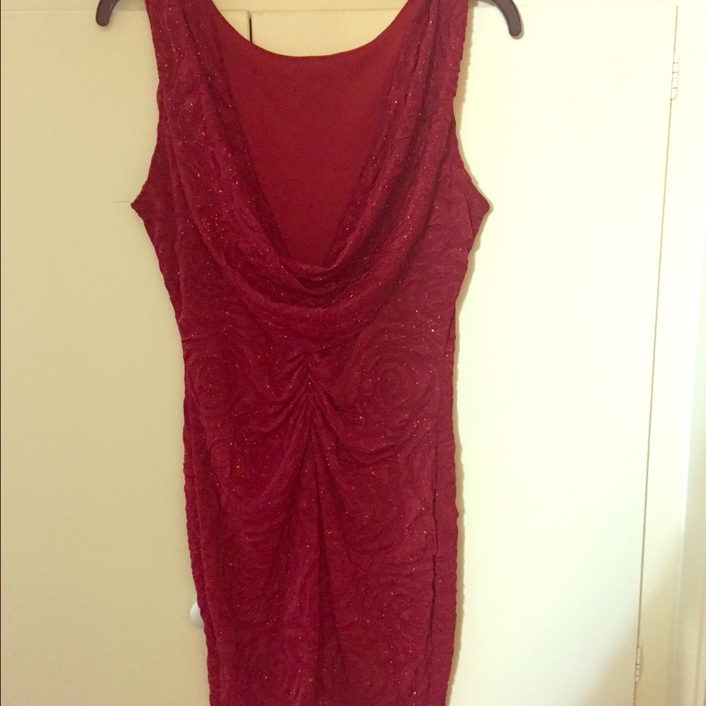 Dress - Picture 2 of 5