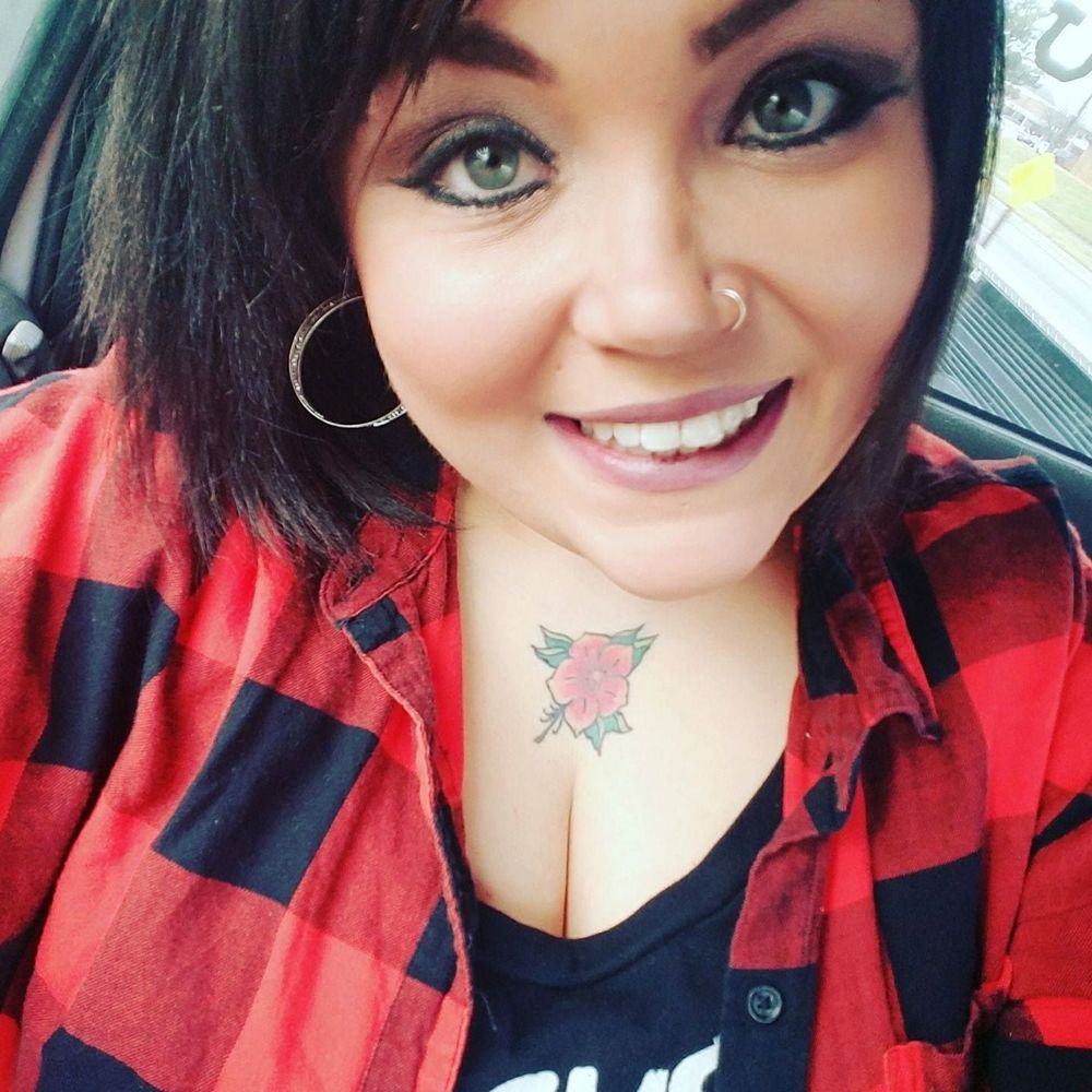 Meet your Posher, Jenn