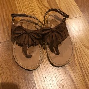Moccasin sandals