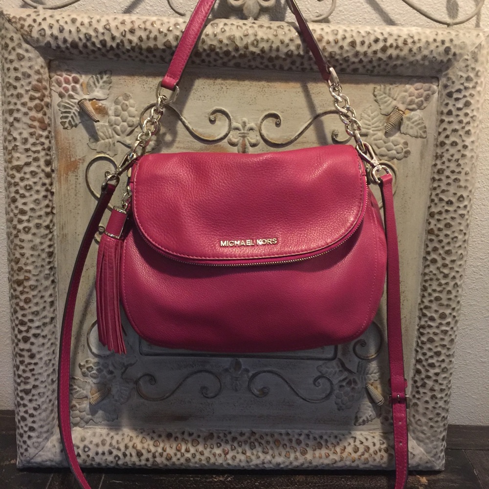 Michael Kors Bedford Medium Tassel Cross body bag