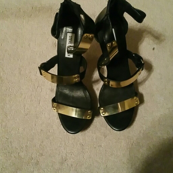 Ladies shoes - Picture 1 of 4