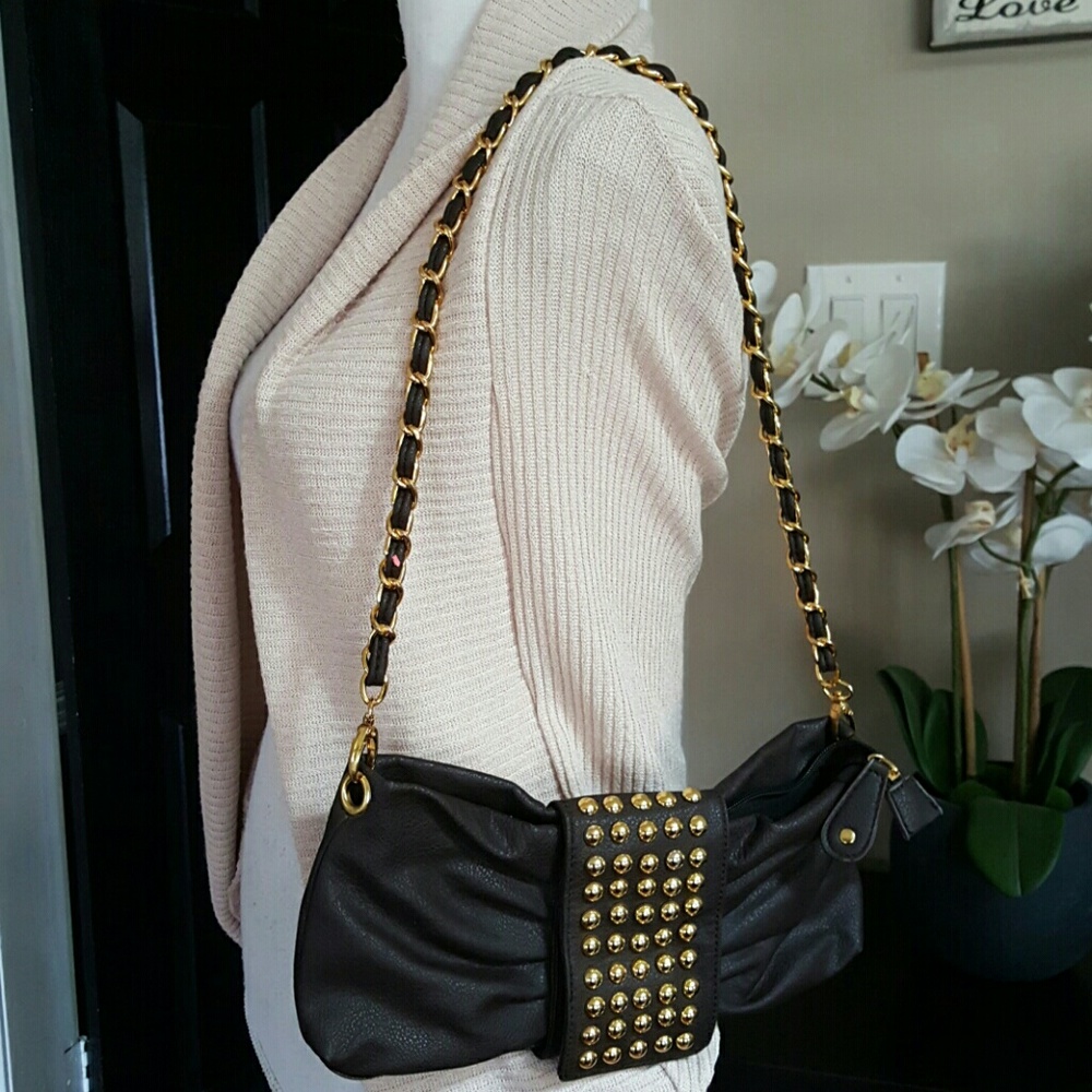 Gorgeous Studded  Hananel Purse 😍