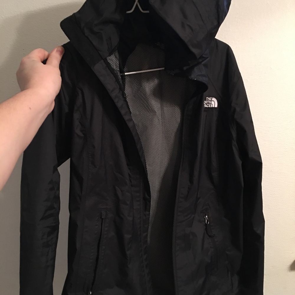 North face windbreaker
