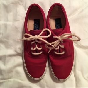 🌻🌻Cole Haan red lace up canvas tennis shoe