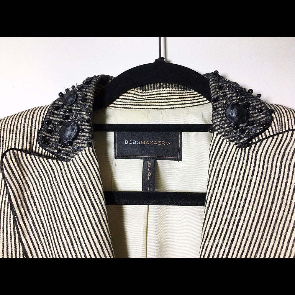 BCBGMaxAzria striped embellished collar blazer S