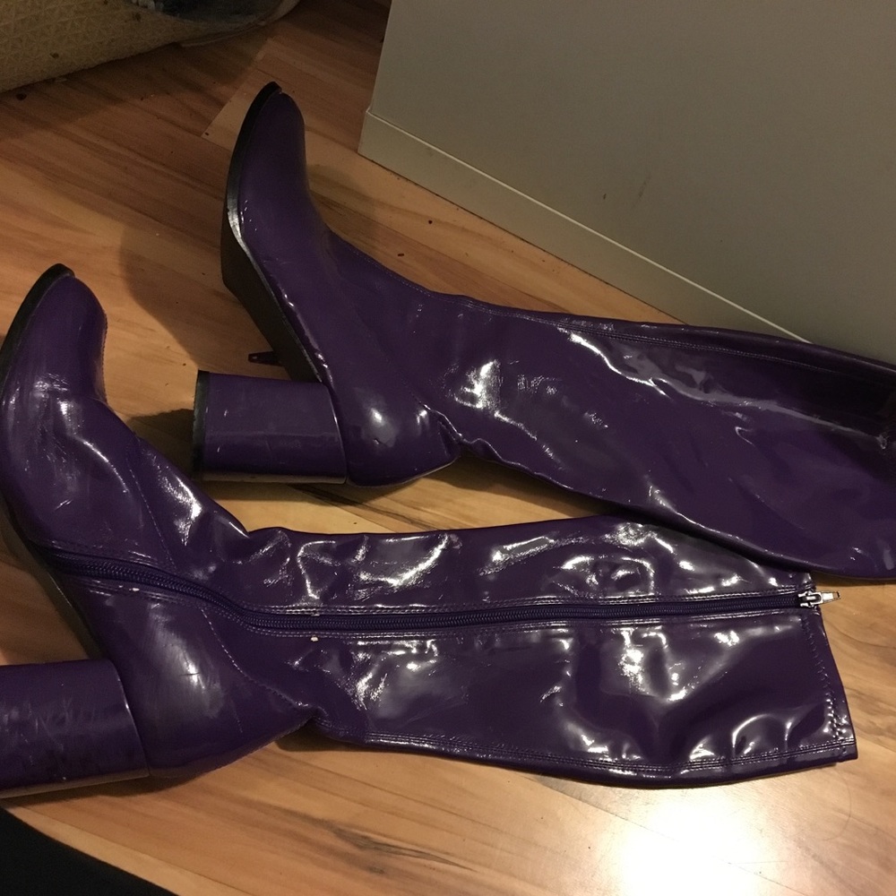 !BUY TODAY!! ->CONSIGNMENT TOMORROW!Funky  boots