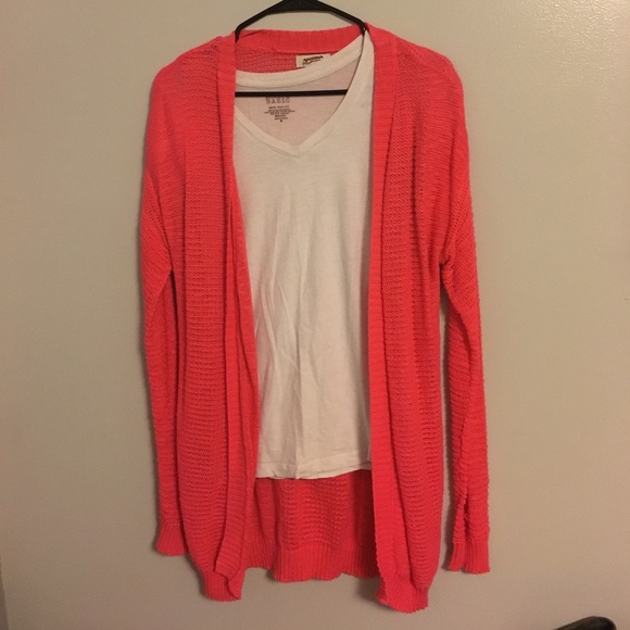 Coral cardigan - Picture 1 of 4